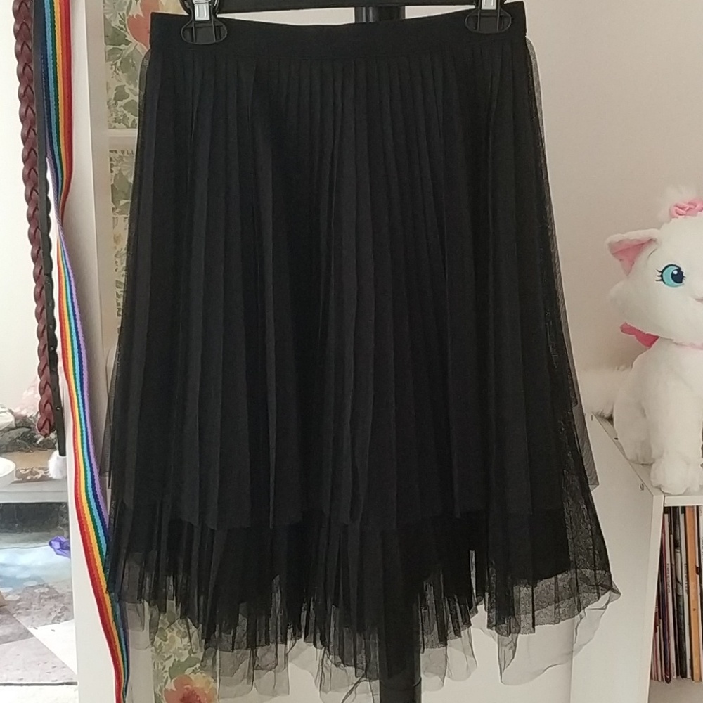 Lily Pleated Midi Skirt